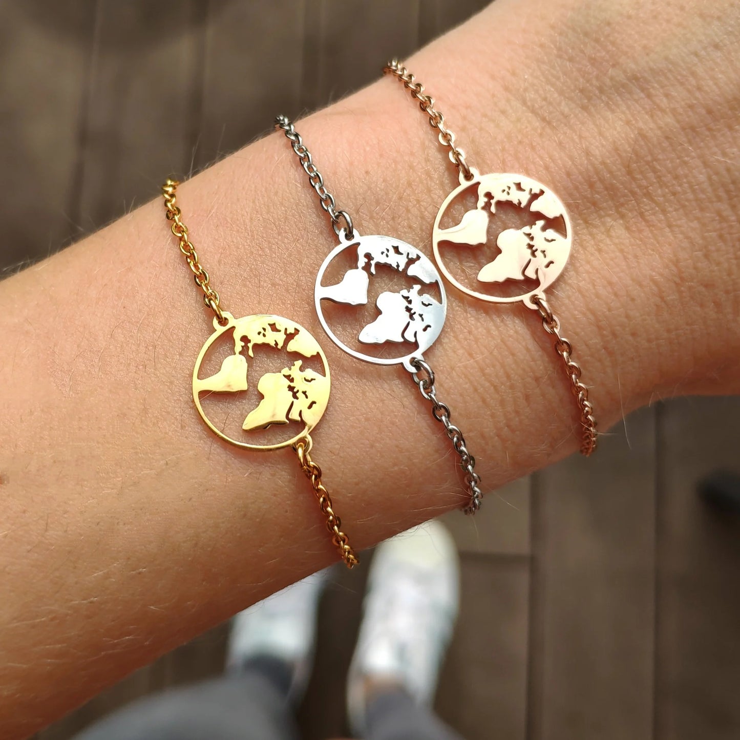 BUY 1 GET 1 FREE@899 - Cueen™ World Map Bracelet & Link Chain